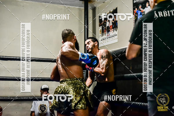 Buy your photos of the eventShow Time Kickboxing 10 (27/10/2019) on Fotop