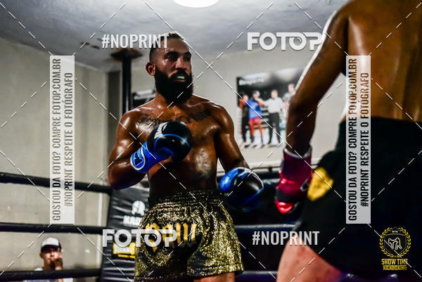 Buy your photos of the eventShow Time Kickboxing 10 (27/10/2019) on Fotop