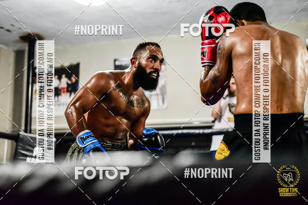 Buy your photos of the eventShow Time Kickboxing 10 (27/10/2019) on Fotop