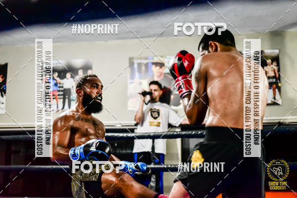 Buy your photos of the eventShow Time Kickboxing 10 (27/10/2019) on Fotop
