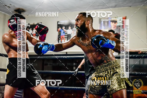 Buy your photos of the eventShow Time Kickboxing 10 (27/10/2019) on Fotop