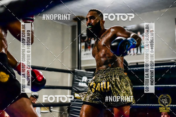 Buy your photos of the eventShow Time Kickboxing 10 (27/10/2019) on Fotop