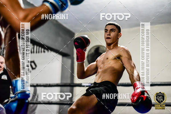 Buy your photos of the eventShow Time Kickboxing 10 (27/10/2019) on Fotop