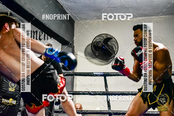 Buy your photos of the eventShow Time Kickboxing 10 (27/10/2019) on Fotop