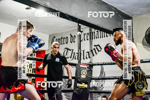 Buy your photos of the eventShow Time Kickboxing 10 (27/10/2019) on Fotop