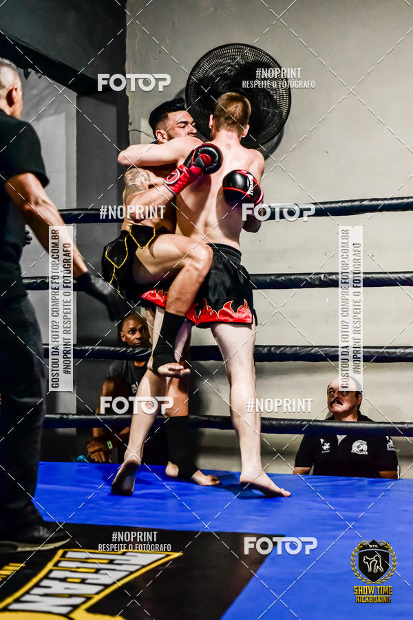 Buy your photos of the eventShow Time Kickboxing 10 (27/10/2019) on Fotop