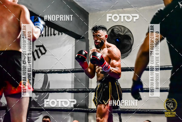 Buy your photos of the eventShow Time Kickboxing 10 (27/10/2019) on Fotop