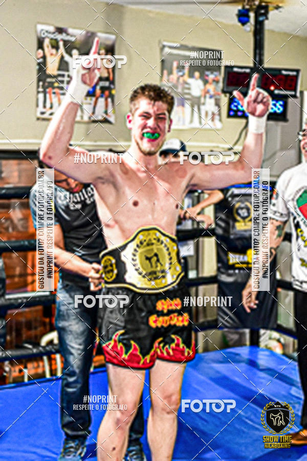 Buy your photos of the eventShow Time Kickboxing 10 (27/10/2019) on Fotop