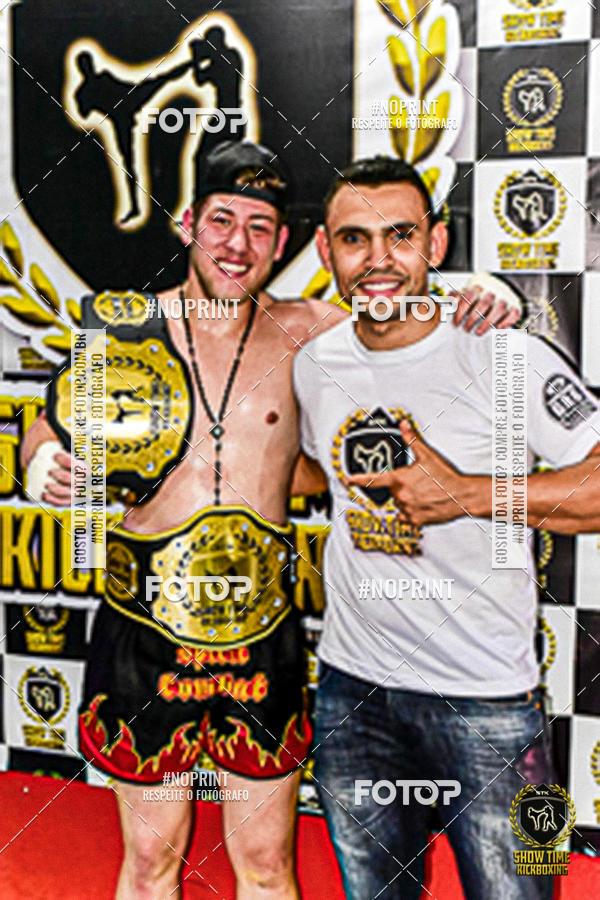 Buy your photos of the eventShow Time Kickboxing 10 (27/10/2019) on Fotop