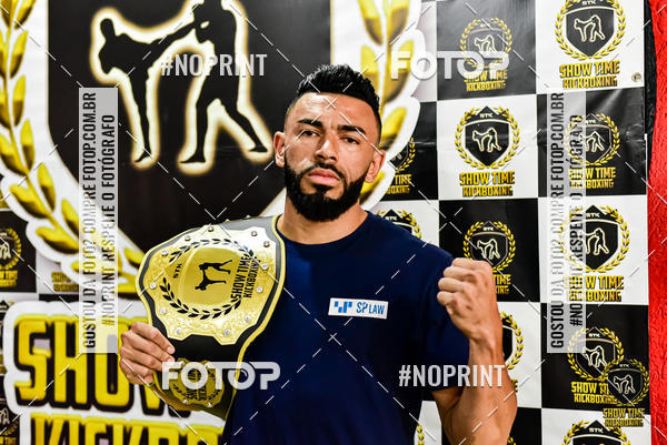 Buy your photos of the eventShow Time Kickboxing 10 (27/10/2019) on Fotop