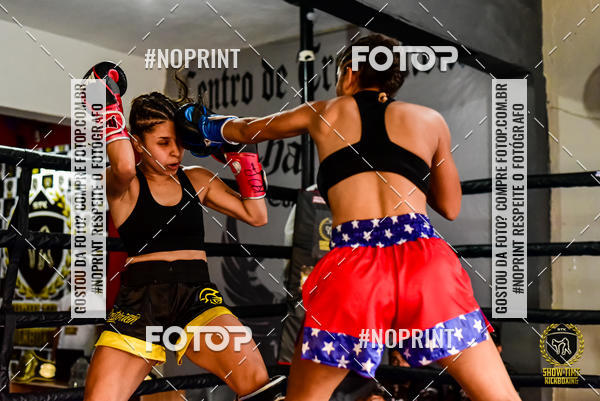 Buy your photos of the eventShow Time Kickboxing 10 (27/10/2019) on Fotop