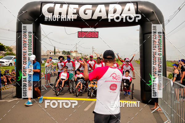 Buy your photos of the event4 Corrida Solidria - 6K Corrida e 4K Caminhada on Fotop