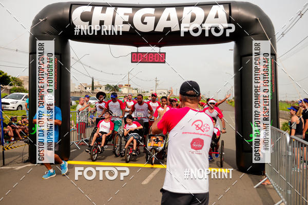 Buy your photos of the event4 Corrida Solidria - 6K Corrida e 4K Caminhada on Fotop