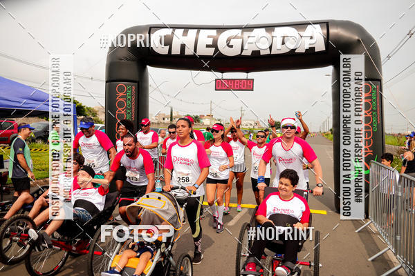 Buy your photos of the event4 Corrida Solidria - 6K Corrida e 4K Caminhada on Fotop