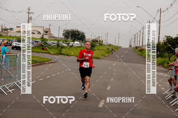 Buy your photos of the event4 Corrida Solidria - 6K Corrida e 4K Caminhada on Fotop