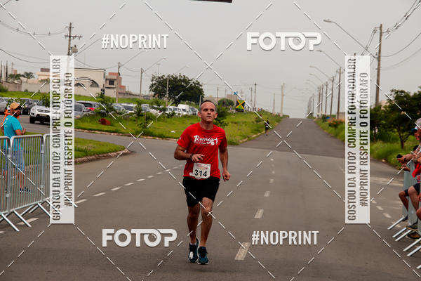 Buy your photos of the event4 Corrida Solidria - 6K Corrida e 4K Caminhada on Fotop
