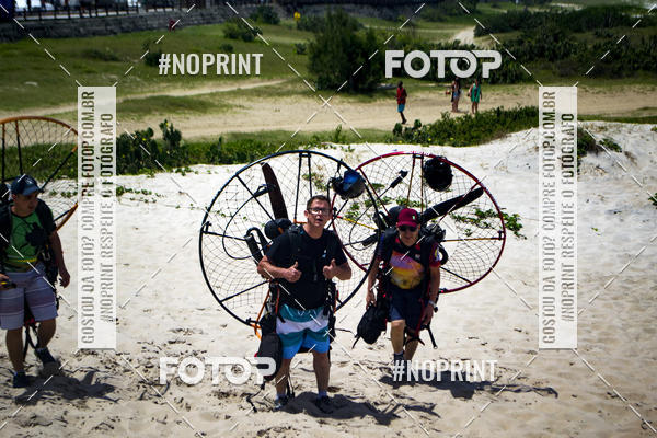 Buy your photos of the eventSelecioneo album 