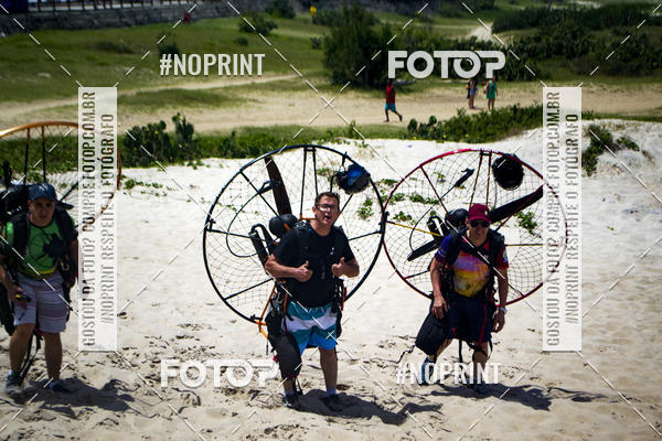 Buy your photos of the eventSelecioneo album 