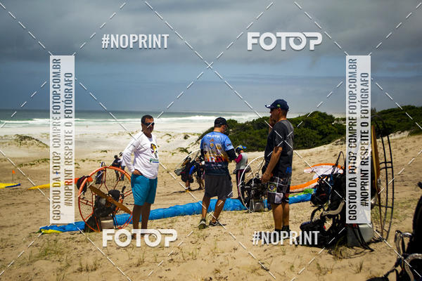 Buy your photos of the eventSelecioneo album 