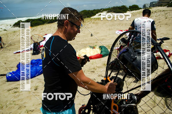 Buy your photos of the eventSelecioneo album 