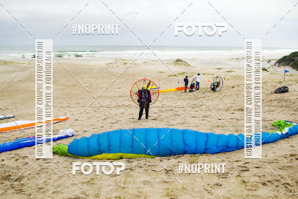 Buy your photos of the eventSelecioneo album 