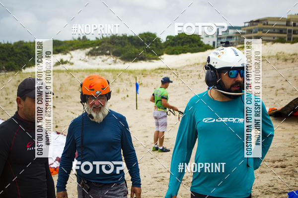 Buy your photos of the eventSelecioneo album 