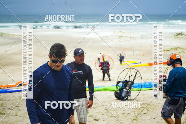 Buy your photos of the eventSelecioneo album 