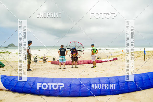 Buy your photos of the eventSelecioneo album 