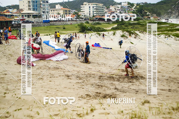 Buy your photos of the eventSelecioneo album 