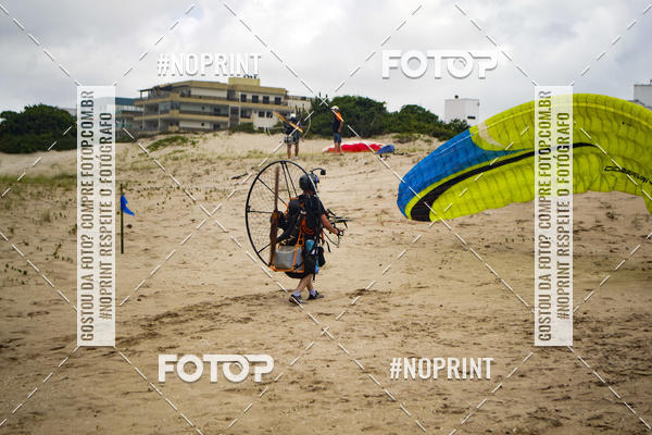 Buy your photos of the eventSelecioneo album 