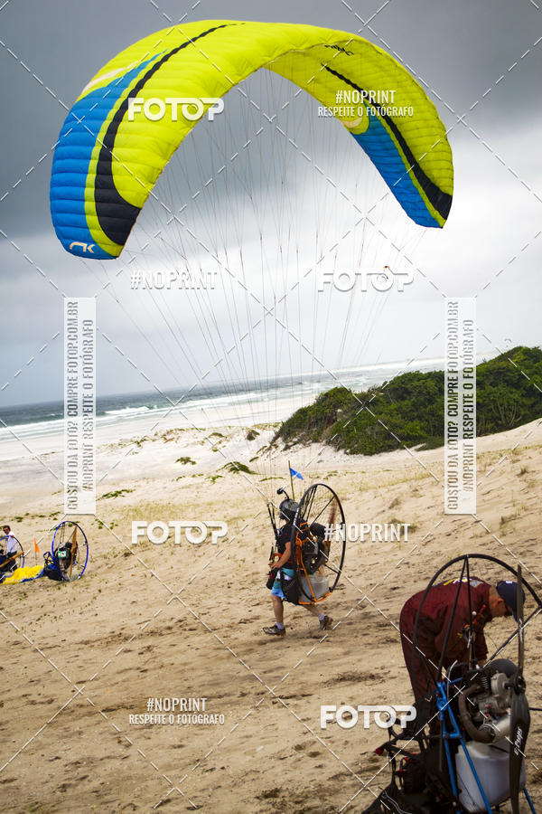 Buy your photos of the eventSelecioneo album 