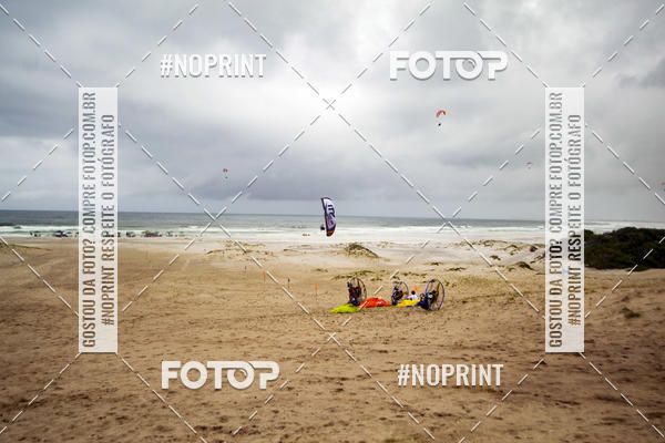 Buy your photos of the eventSelecioneo album 