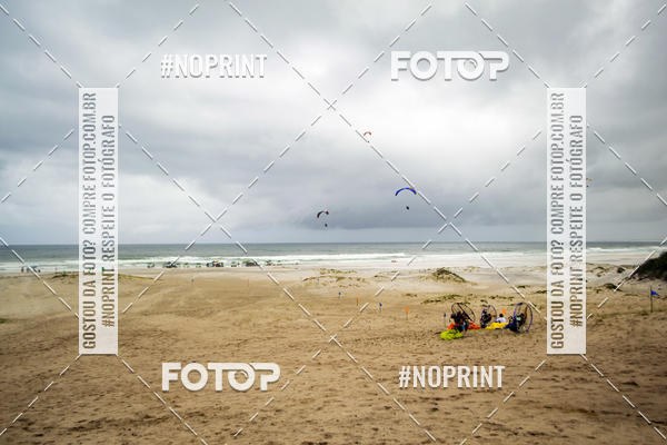 Buy your photos of the eventSelecioneo album 