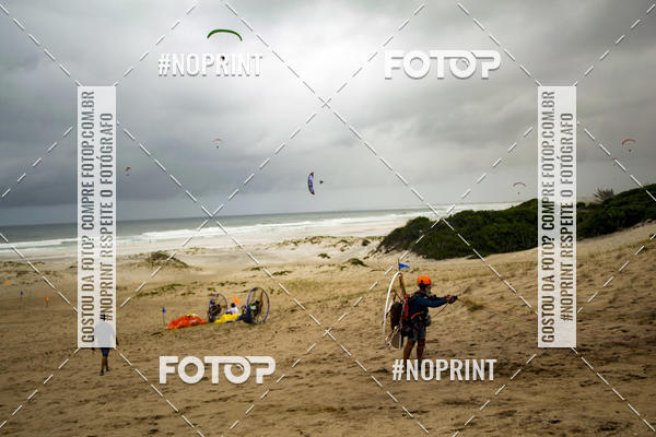 Buy your photos of the eventSelecioneo album 