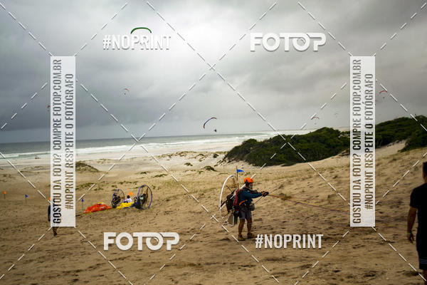 Buy your photos of the eventSelecioneo album 