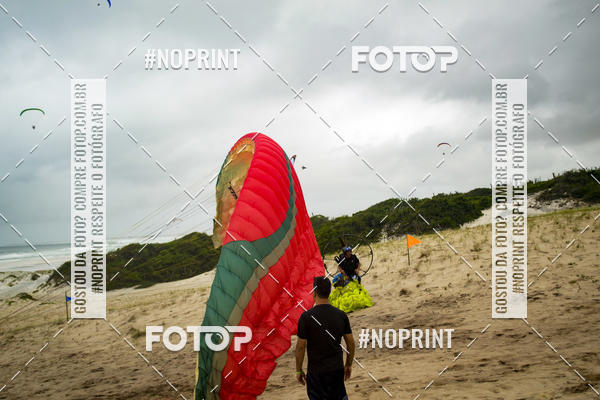 Buy your photos of the eventSelecioneo album 