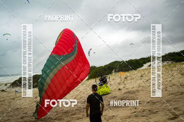 Buy your photos of the eventSelecioneo album 