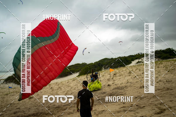 Buy your photos of the eventSelecioneo album 