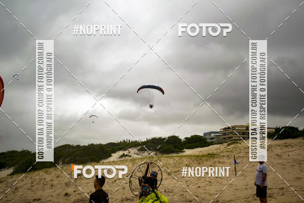 Buy your photos of the eventSelecioneo album 