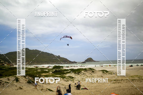 Buy your photos of the eventSelecioneo album 