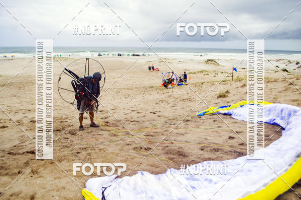 Buy your photos of the eventSelecioneo album 