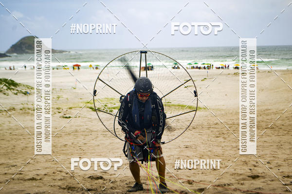 Buy your photos of the eventSelecioneo album 