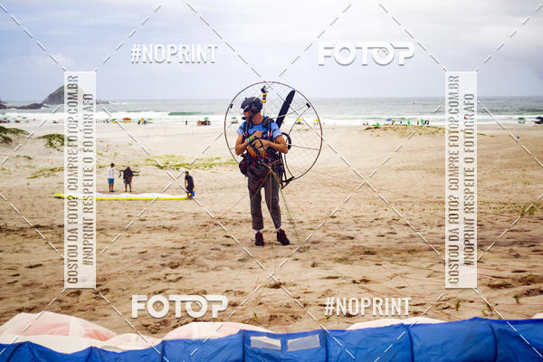 Buy your photos of the eventSelecioneo album 