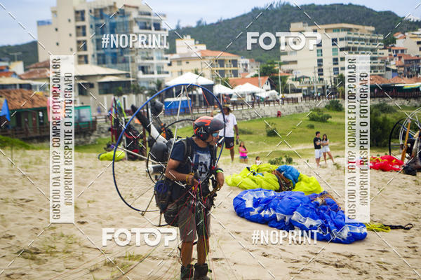 Buy your photos of the eventSelecioneo album 