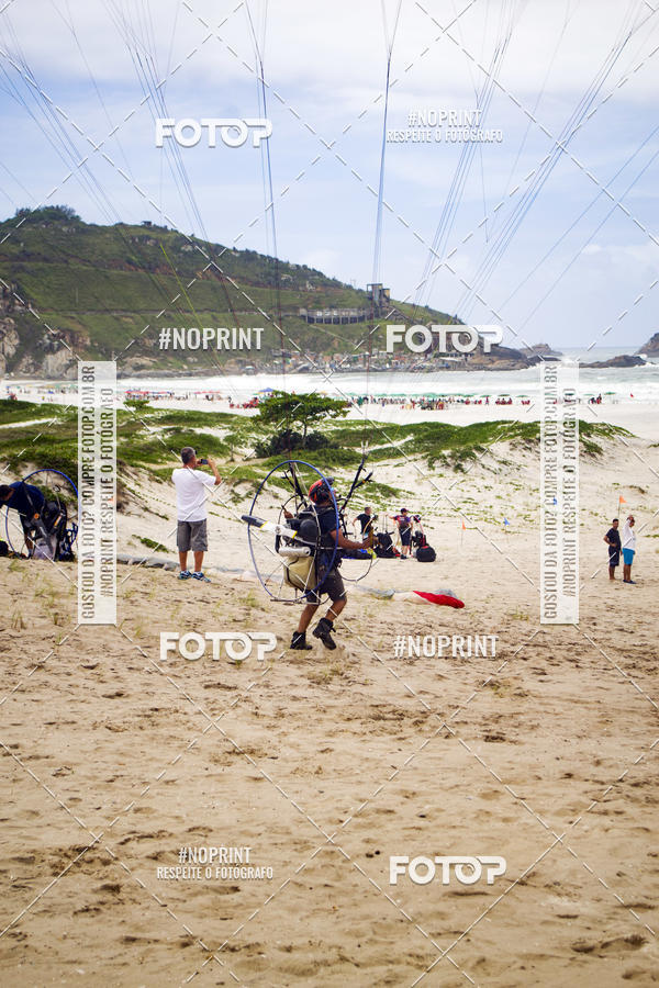 Buy your photos of the eventSelecioneo album 