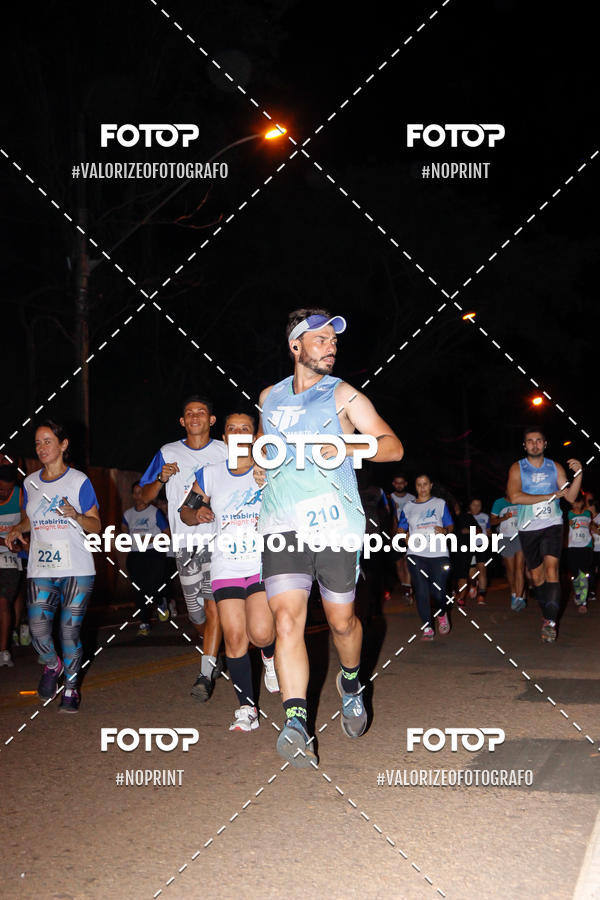 Buy your photos of the eventItabirito Night Run on Fotop