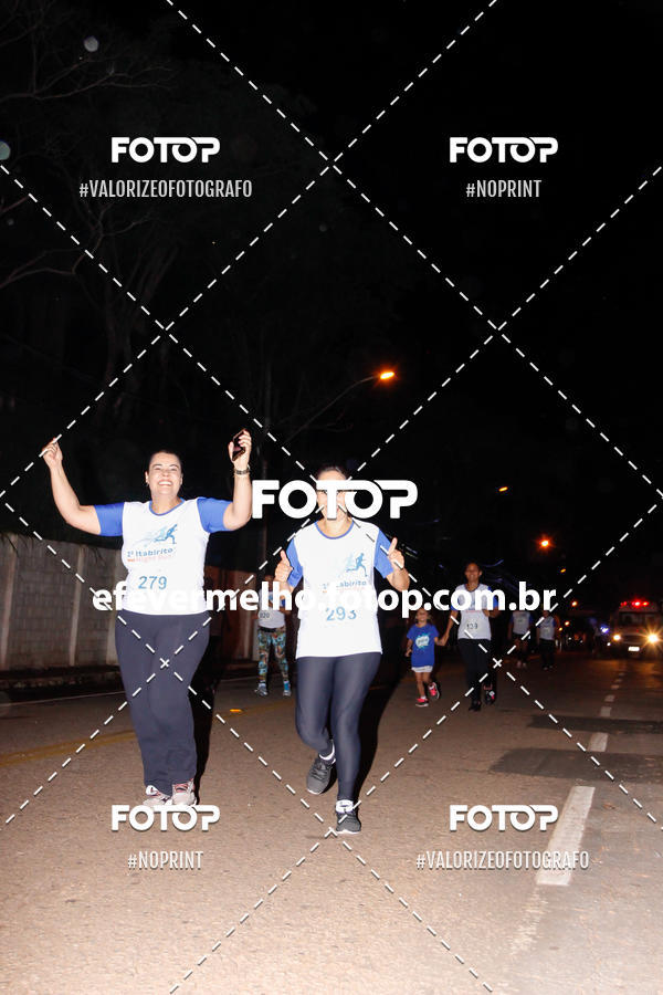 Buy your photos of the eventItabirito Night Run on Fotop