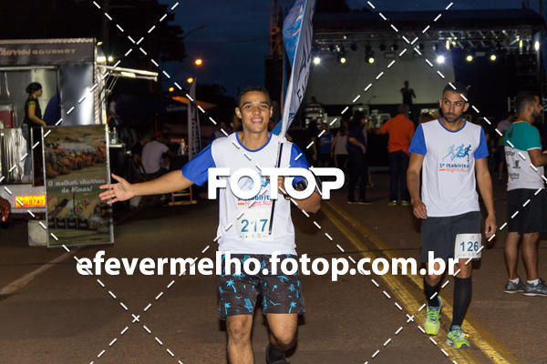 Buy your photos of the eventItabirito Night Run on Fotop