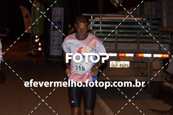 Buy your photos of the eventItabirito Night Run on Fotop