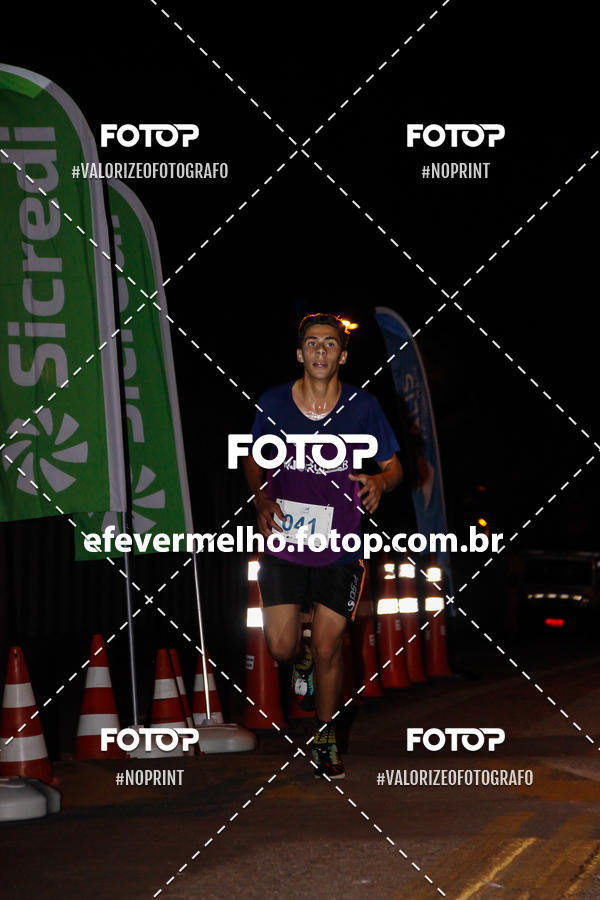 Buy your photos of the eventItabirito Night Run on Fotop